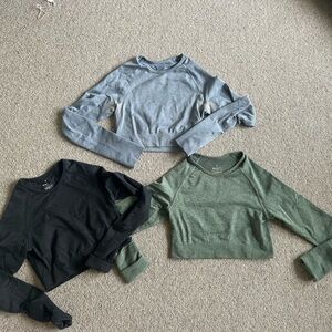 3 cropped long sleeve workout shirts